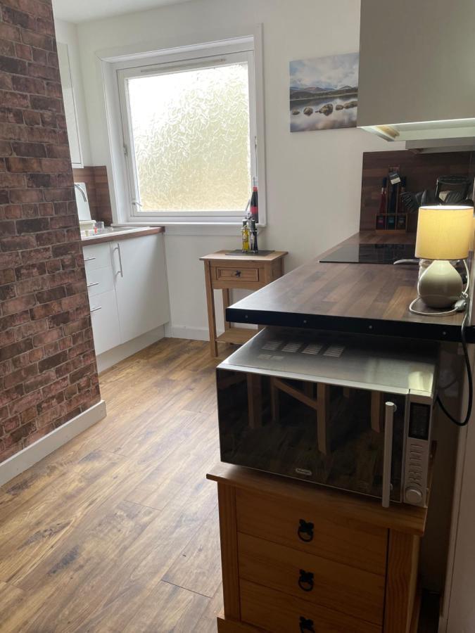 Charleston Apartment Self Catering 5 Min Drive From Town Centre إينفيرنيس المظهر الخارجي الصورة