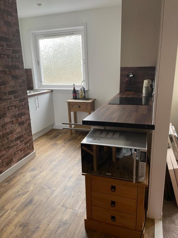 Charleston Apartment Self Catering 5 Min Drive From Town Centre إينفيرنيس المظهر الخارجي الصورة