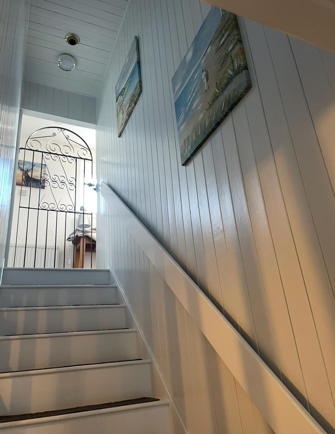 Charleston Apartment Self Catering 5 Min Drive From Town Centre إينفيرنيس المظهر الخارجي الصورة